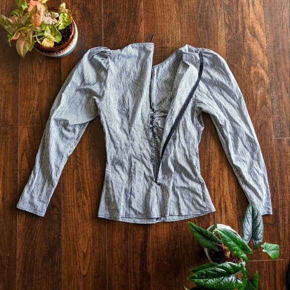 $5 Item! Zara NWOT XS Striped Floral Puffed Sleeve Ruched Front Back Zip Blouse - Picture 2 of 7